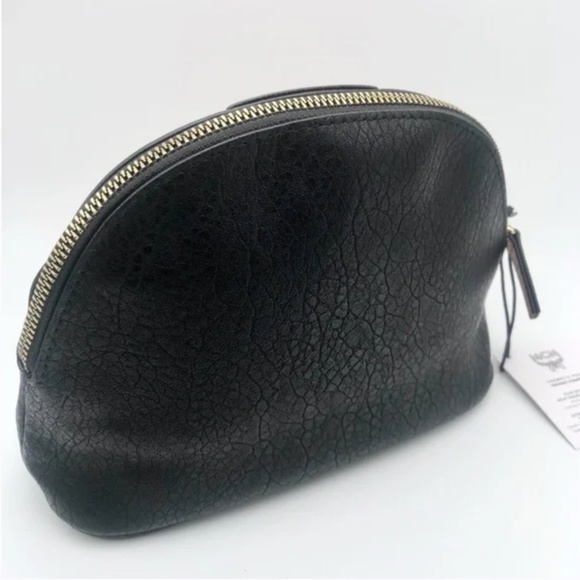 MCM Bag Dome Crossbody Pouch NEW WITH TAGS - Picture 6 of 6